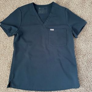 Figs Catarina One-Pocket Scrub Top Dark Harbor